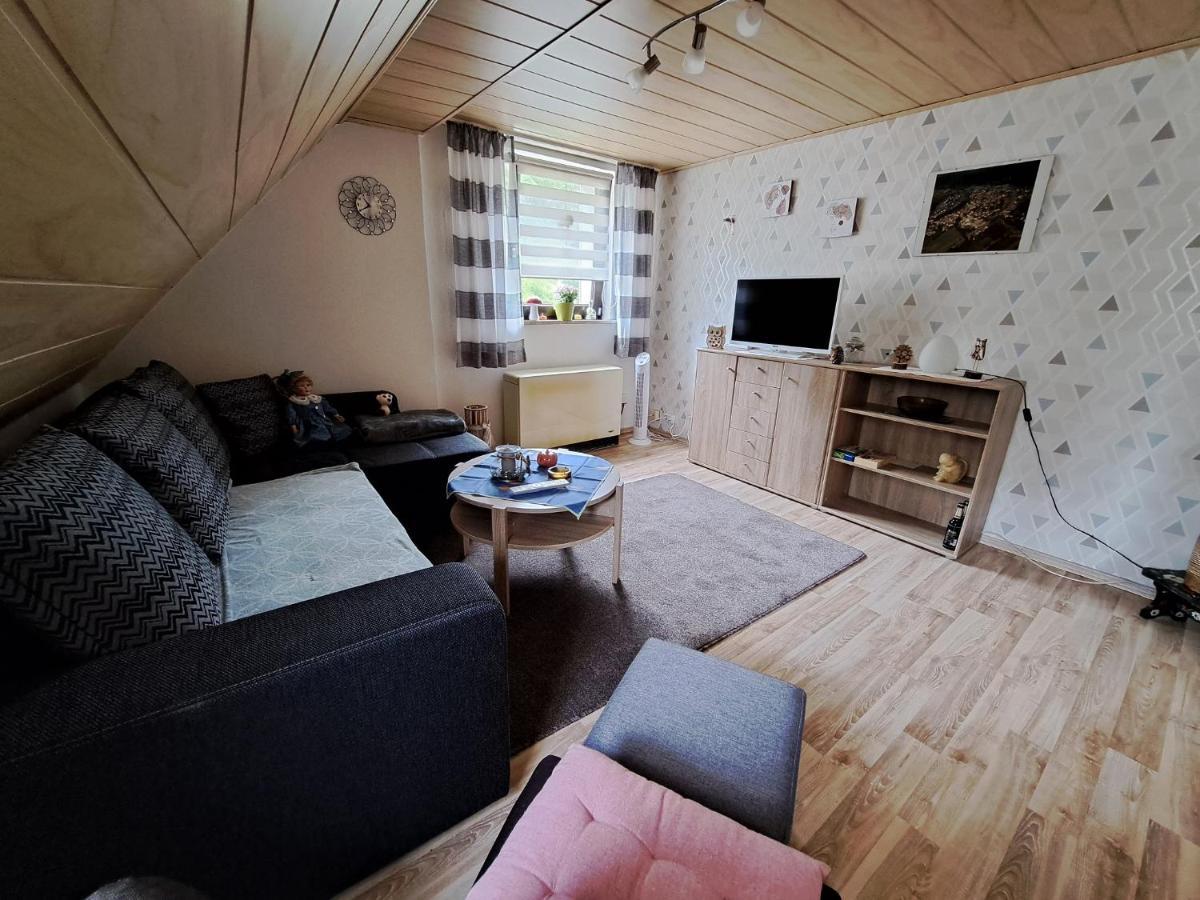 Ferienwohnung Sonja Mit Garten Und Freisitz Steinwiesen ภายนอก รูปภาพ