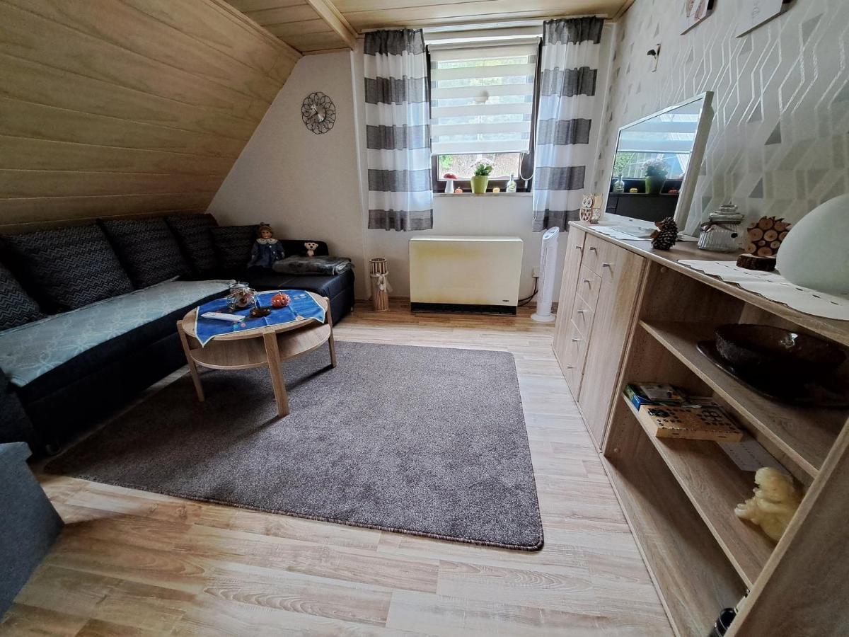 Ferienwohnung Sonja Mit Garten Und Freisitz Steinwiesen ภายนอก รูปภาพ